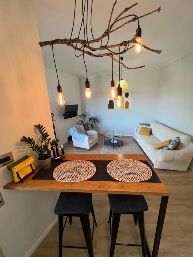 Nice Square Apartamento Marcallo con Casone Exterior foto